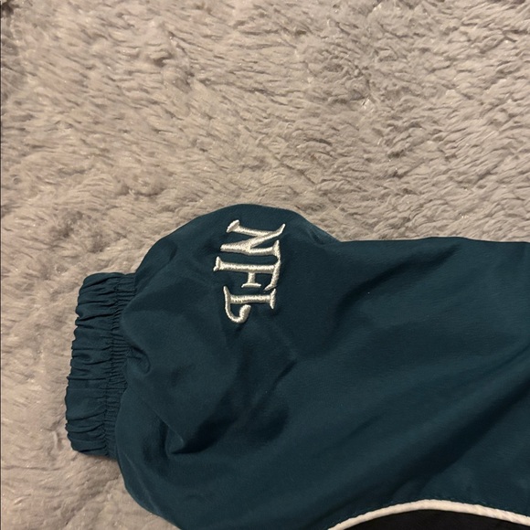 NFL Eagles Kids Coat with Hood - Teal and Black 2T - Picture 3 of 3